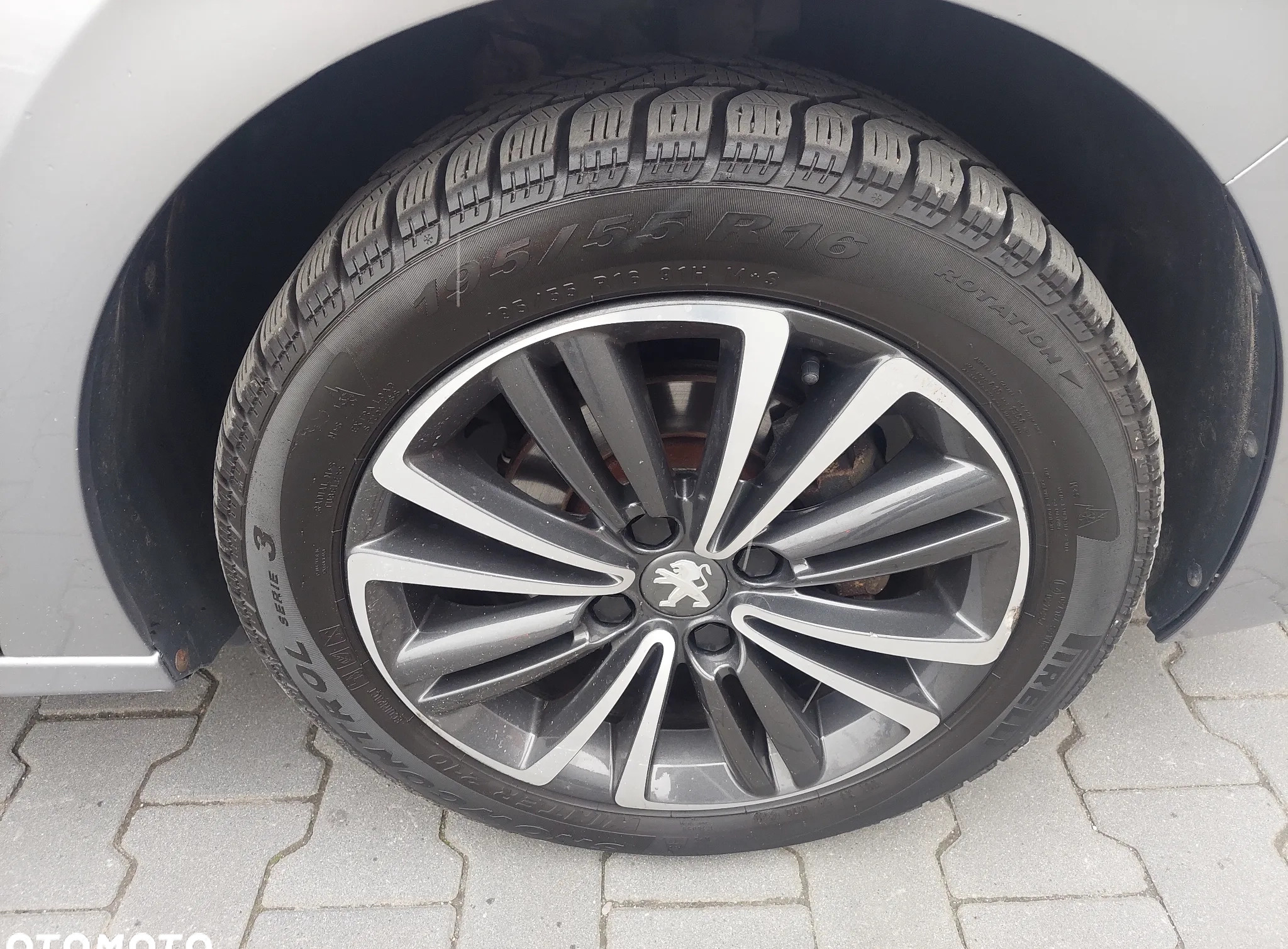 Peugeot 301 cena 31900 przebieg: 155714, rok produkcji 2018 z Wieliczka małe 277